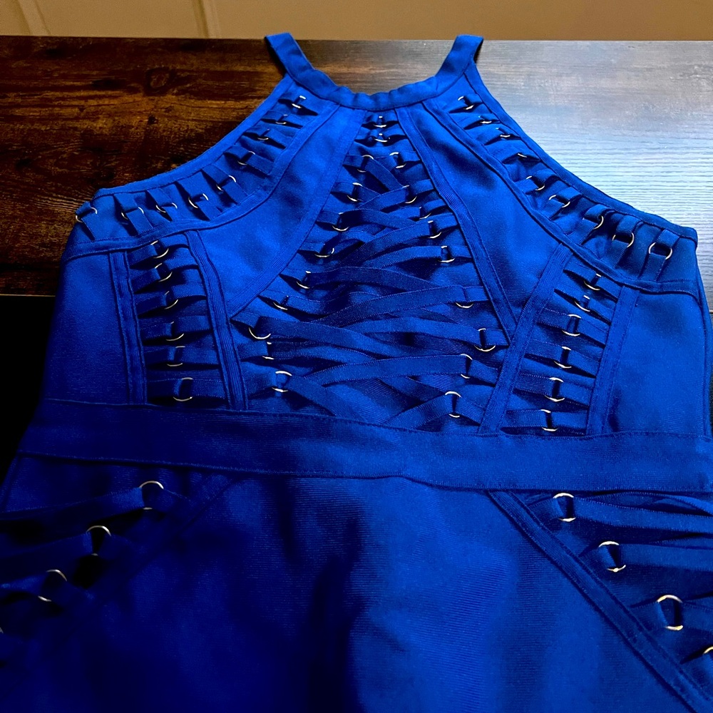 Royal blue good condition body fit dress!